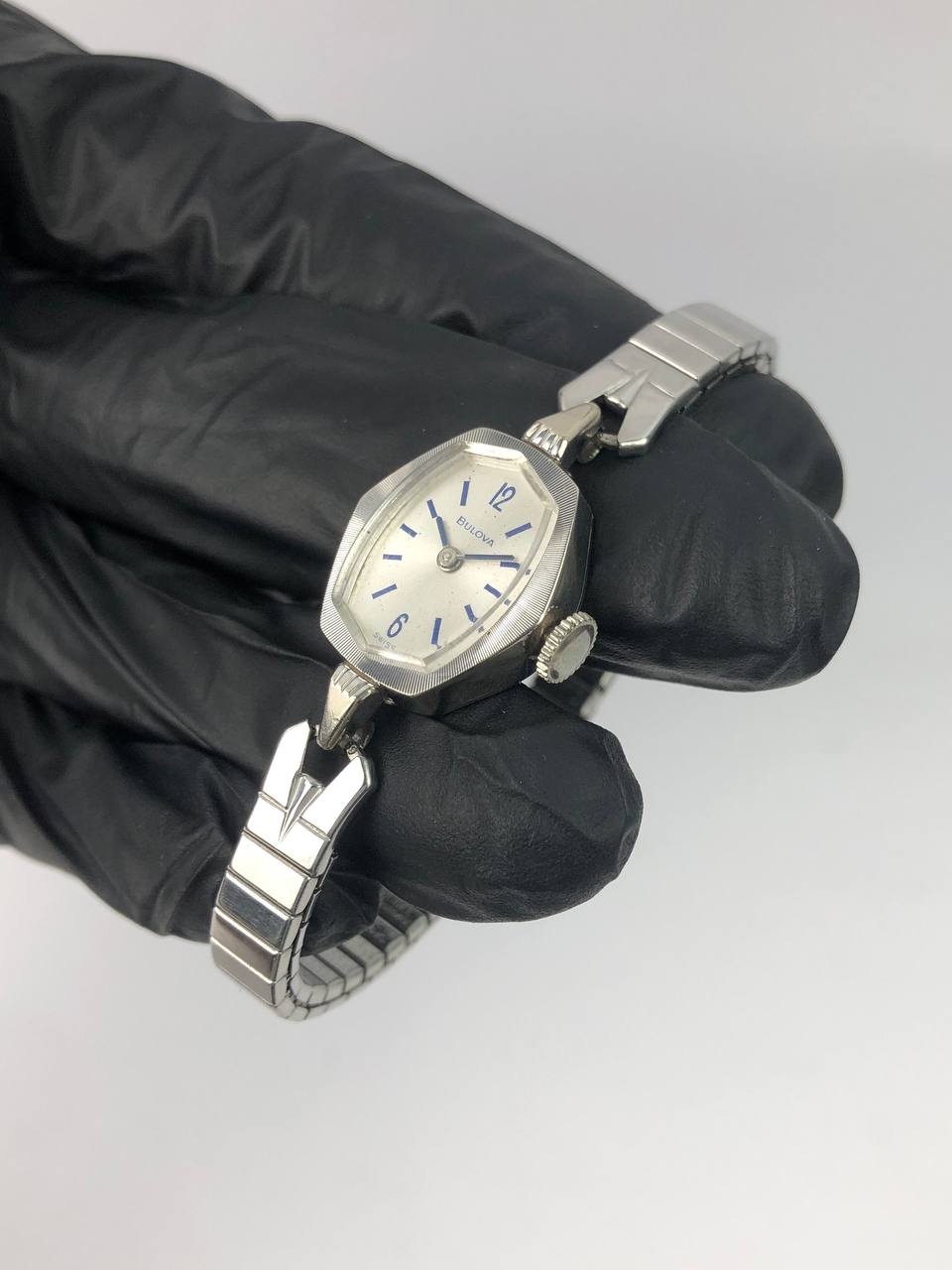 BULOVA LADY MANUAL - Gambar 3