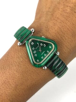 JAM TANGAN SEGITIGA PLAISIR