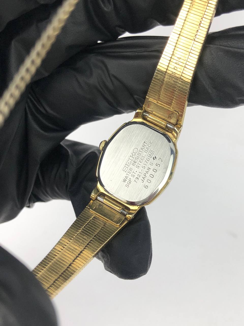 SEIKO QUARTZ MULTIGONAL BEZEL LADIES - Gambar 7