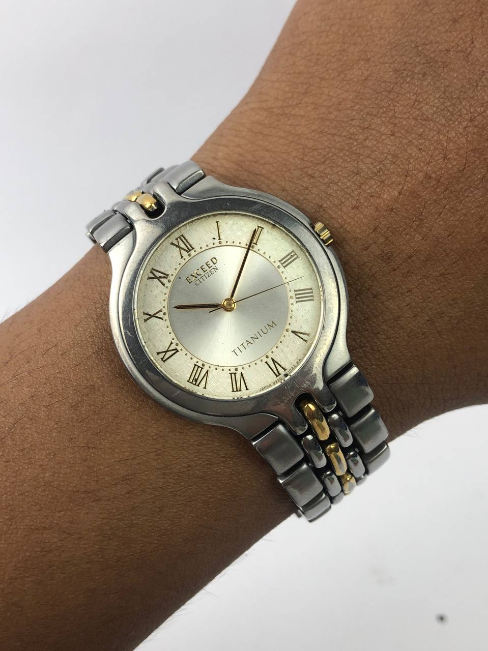 CITIZEN EXCEED TITANIUM ROMAN DIAL