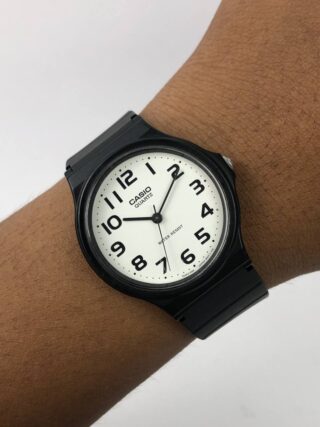 CASIO ANALOG SPORTY WHITE DIAL