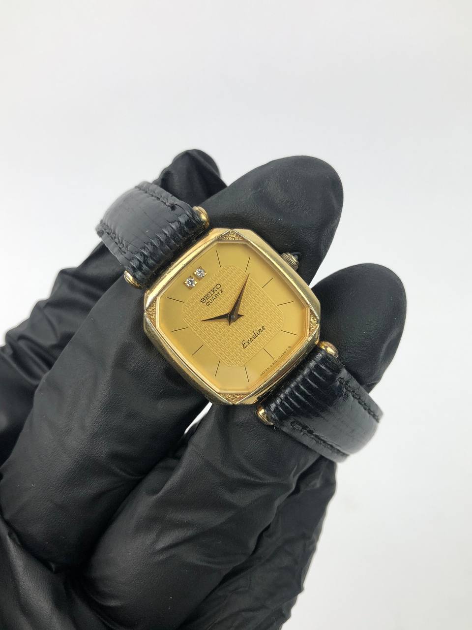 BEAUTIFUL SEIKO EXCELINE LADY TUXEDO DIAL - Gambar 4