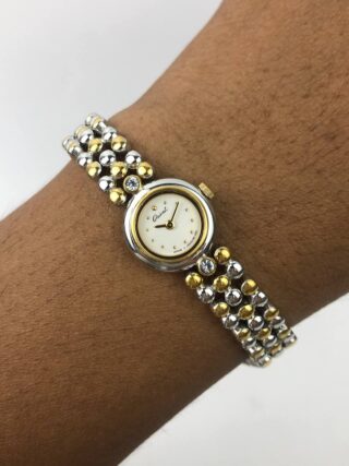 BEAUTIFUL ORIENT BANGLE WITH DIAMOND STONE