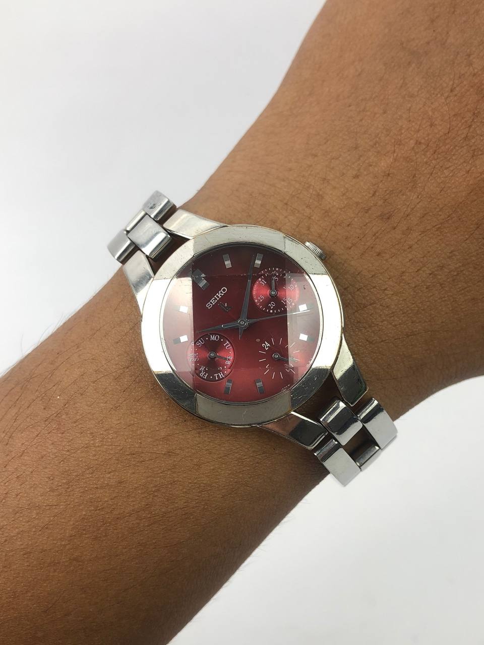 SEIKO LUKIA MAROON SUB DAYDATE DIAL