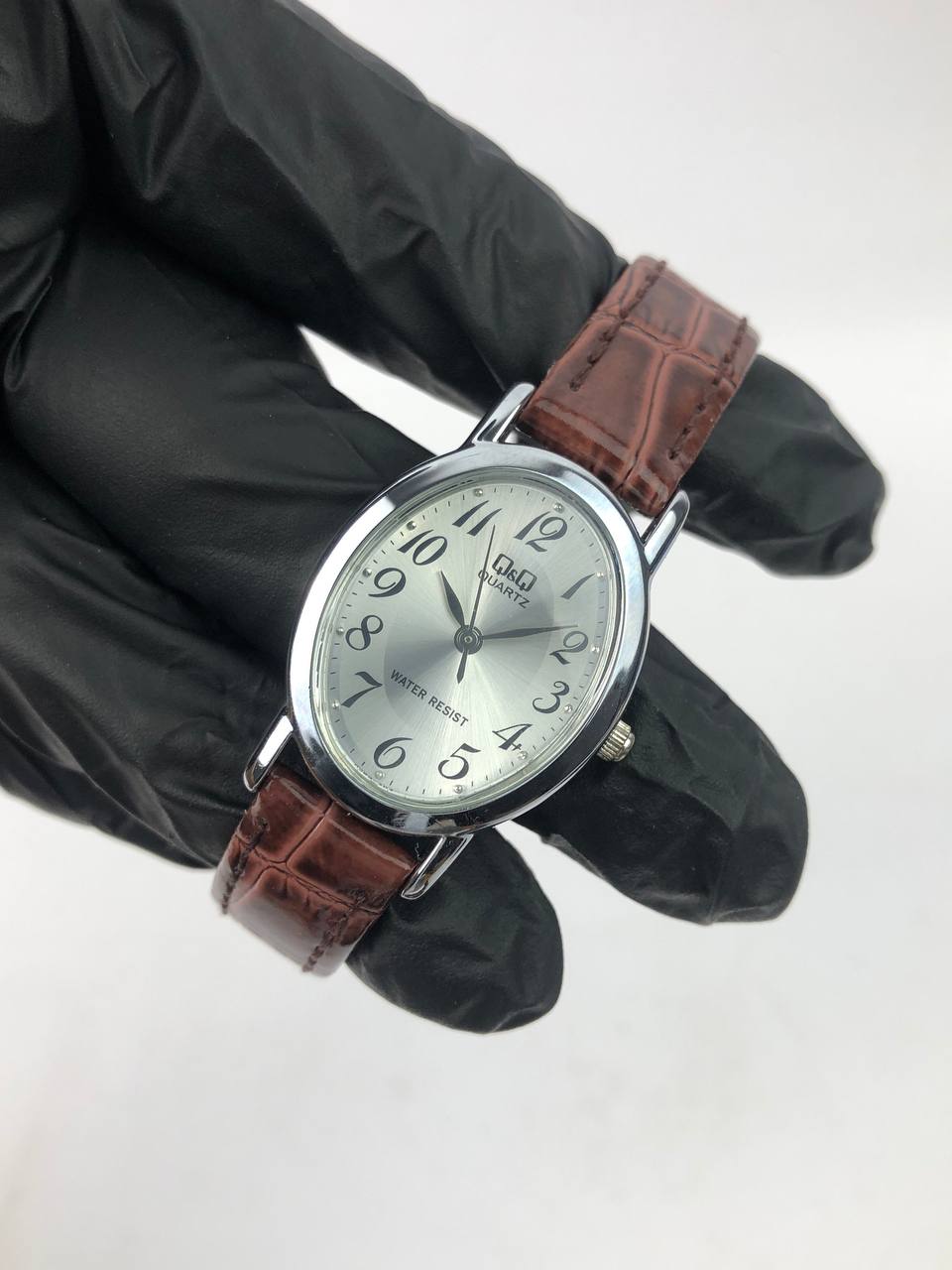 Q&Q OVAL CASE - Gambar 3