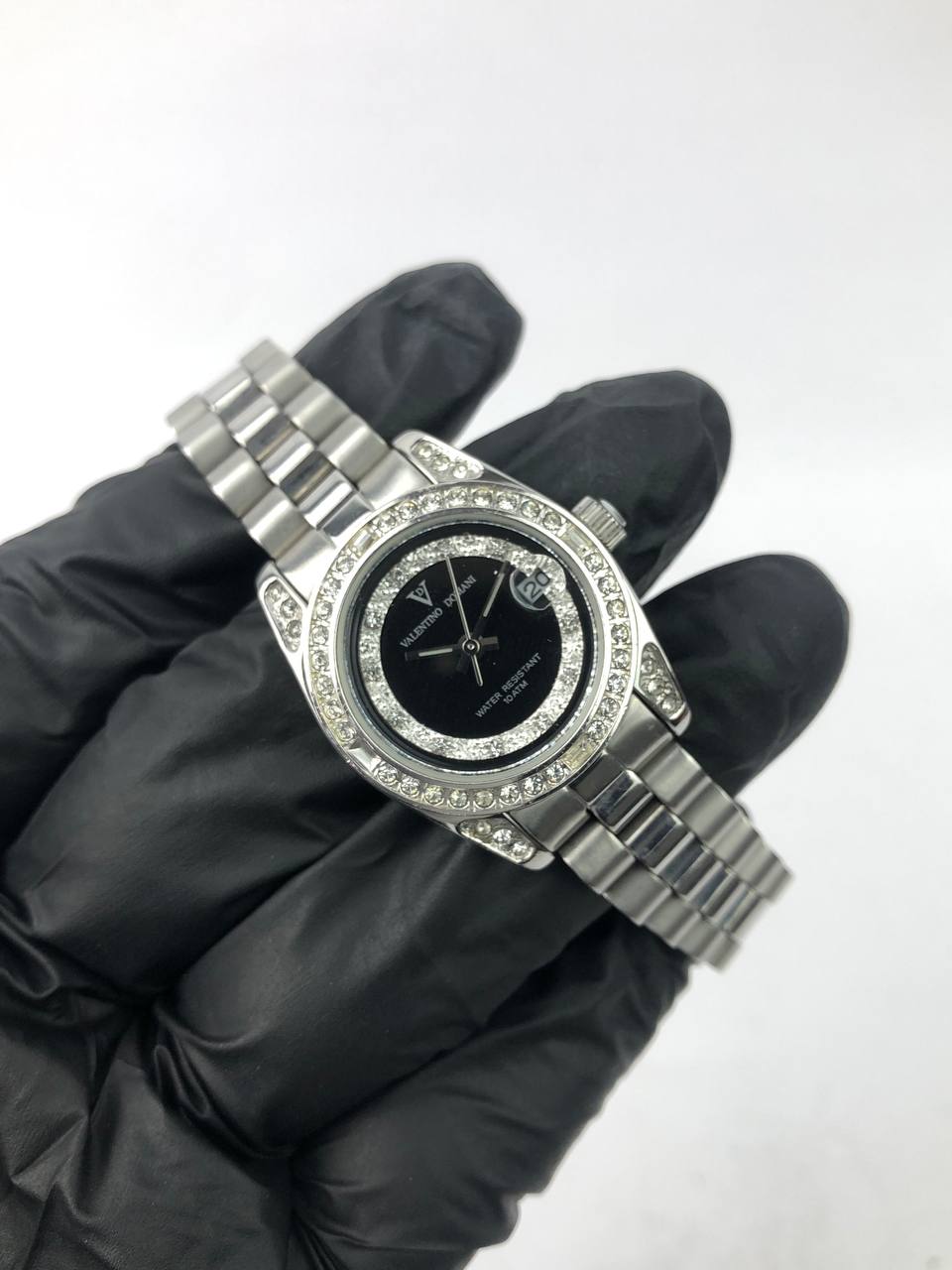 VALENTINO DOMANI - Gambar 4