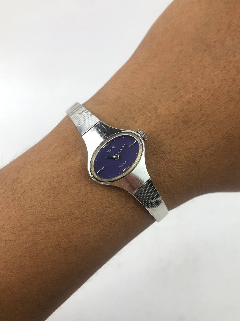 CITIZEN SLIM DESIGN PURPLE SIGNATURE DIAL