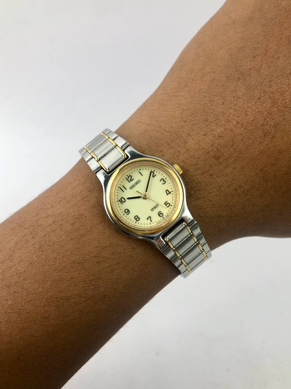 SEIKO SPIRIT MINI CLASSIC IN FULL LUME DIAL - Gambar 2