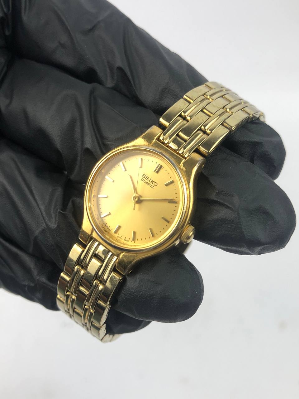 Seiko Quartz Gold Dial Full Gold Bracelet - Gambar 3