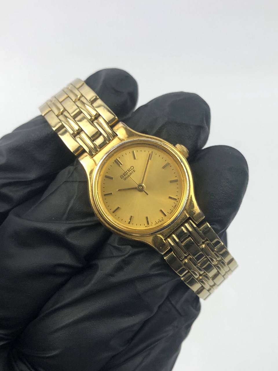 Seiko Quartz Gold Dial Full Gold Bracelet - Gambar 4