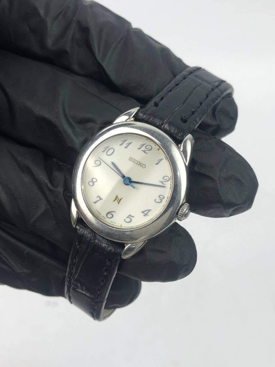 Seiko N Simple Cream Dial strap Hitam - Gambar 3