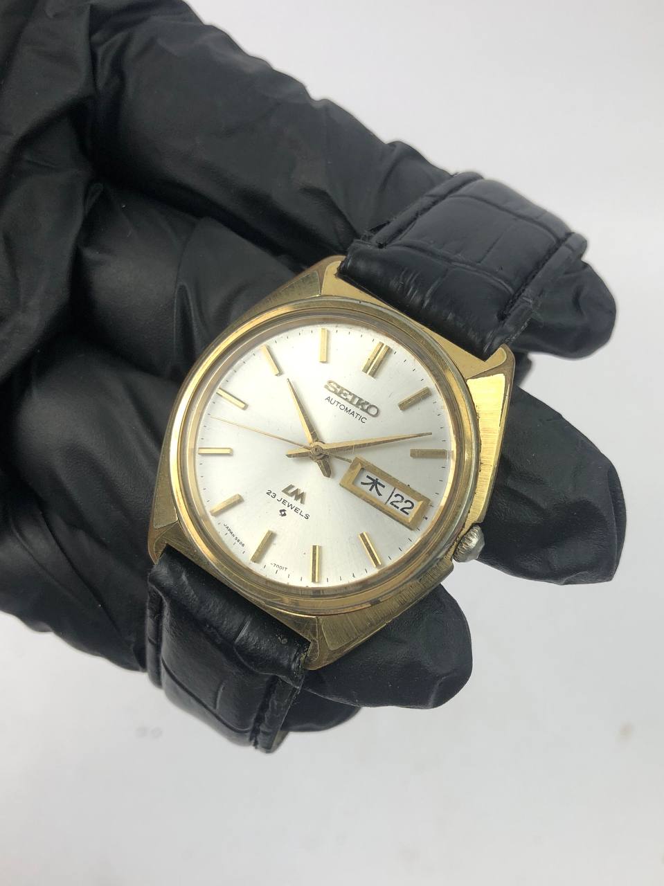 Seiko LM cushion tonneau LM Silver Dial Gold Tonneau Case - Gambar 3