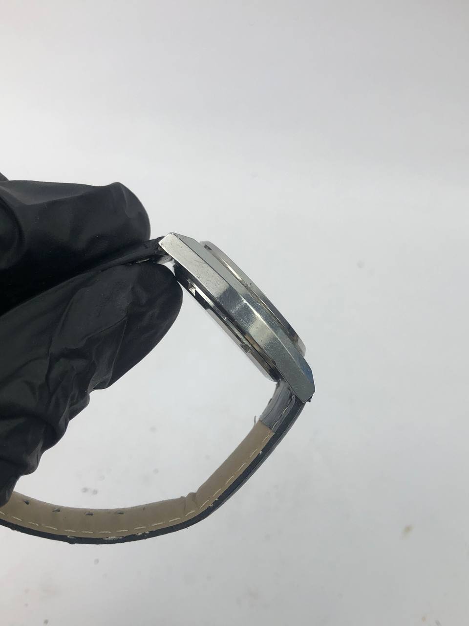 Seiko Quartz TYPE II Blue Gradient Dial cushion case - Gambar 5