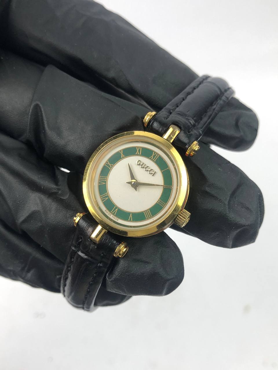 Gucci Vintage Green Gold Roman Black strap Chic - Gambar 3