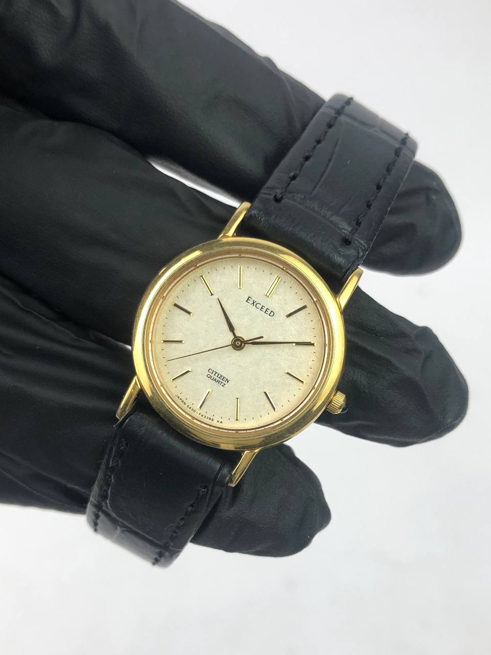 CITIZEN Exceed Slim Gold Dress Watch ladies, Champagne Dial - Gambar 3