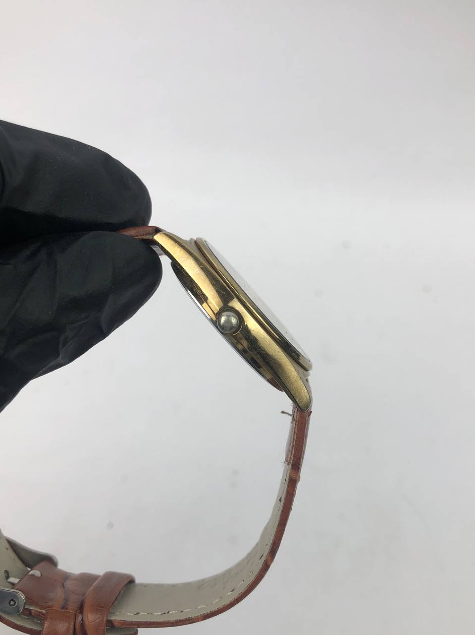 SEIKO Chronos Gold Day-Date Dress, Cream texture Dial, Brown strap - Gambar 5