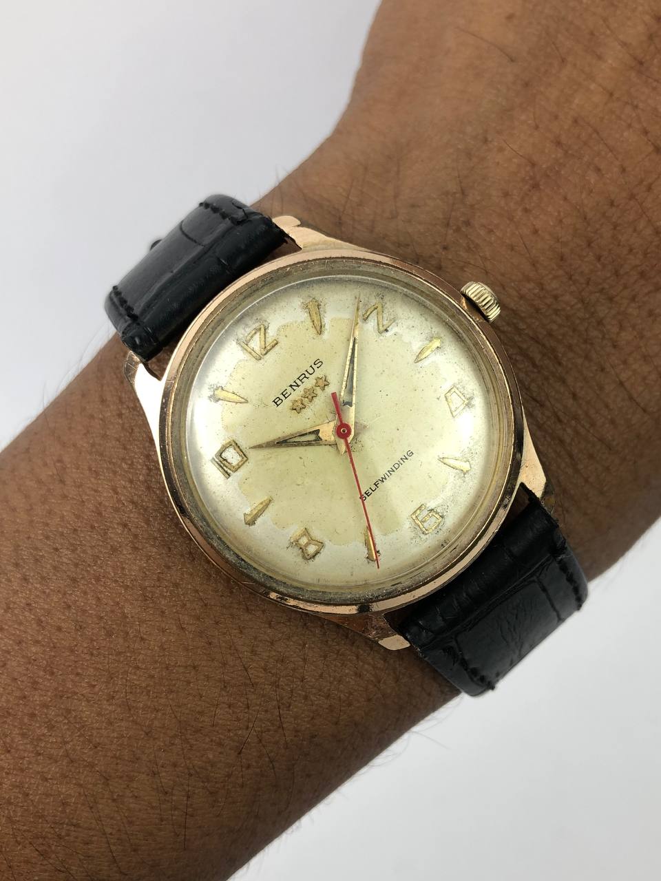 Swissmade Benrus Vintage Round Gold Case Selfwinding