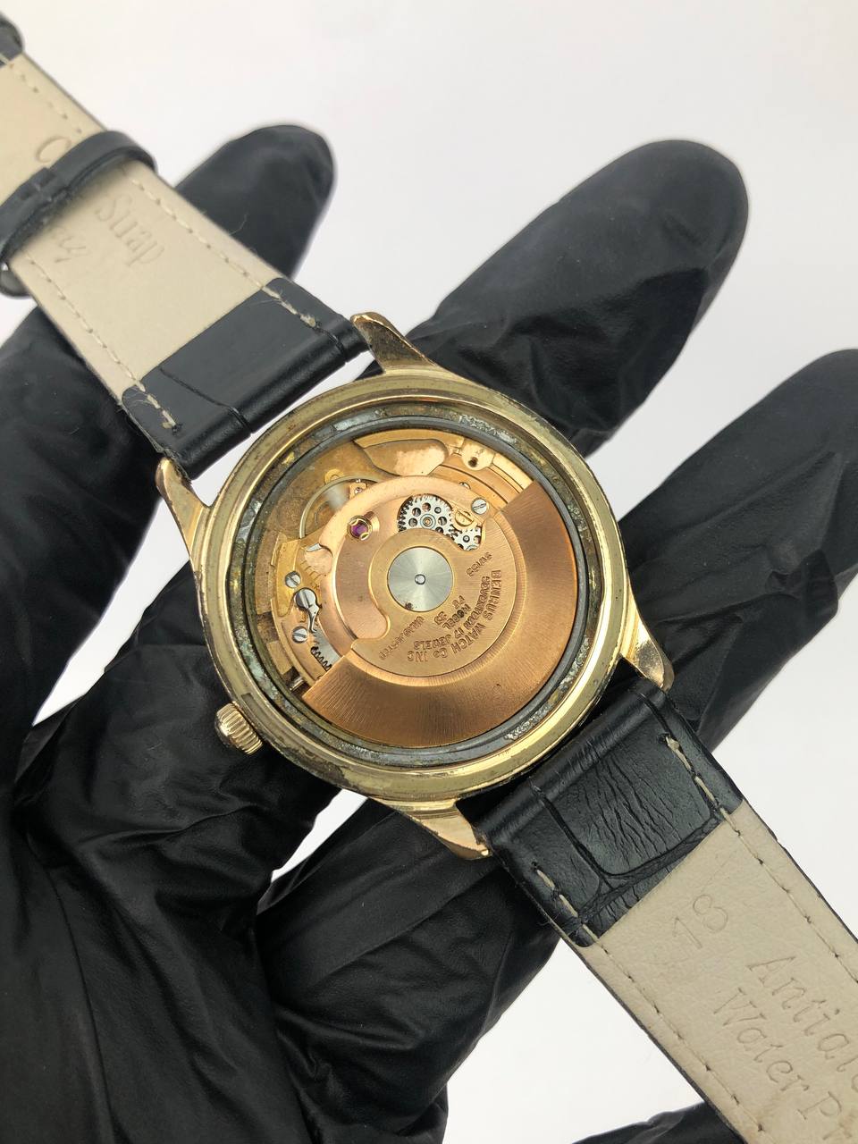 Swissmade Benrus Vintage Round Gold Case Selfwinding - Gambar 8