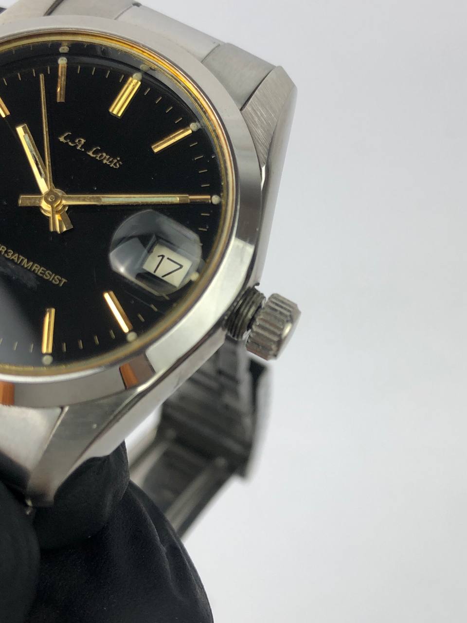 L.A. Louis Round Steel/Gold Bezel Quartz Date Steel Bracelet - Gambar 7