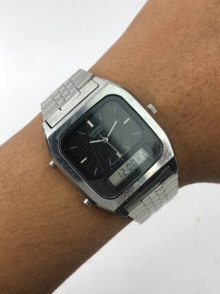 SEIKO RETRO KOTAK ANA-DIGI & TEXTURED BLACK DIAL