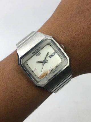 SEIKO 5 OCTAGON RETRO STEEL & SILVER DIAL AGING