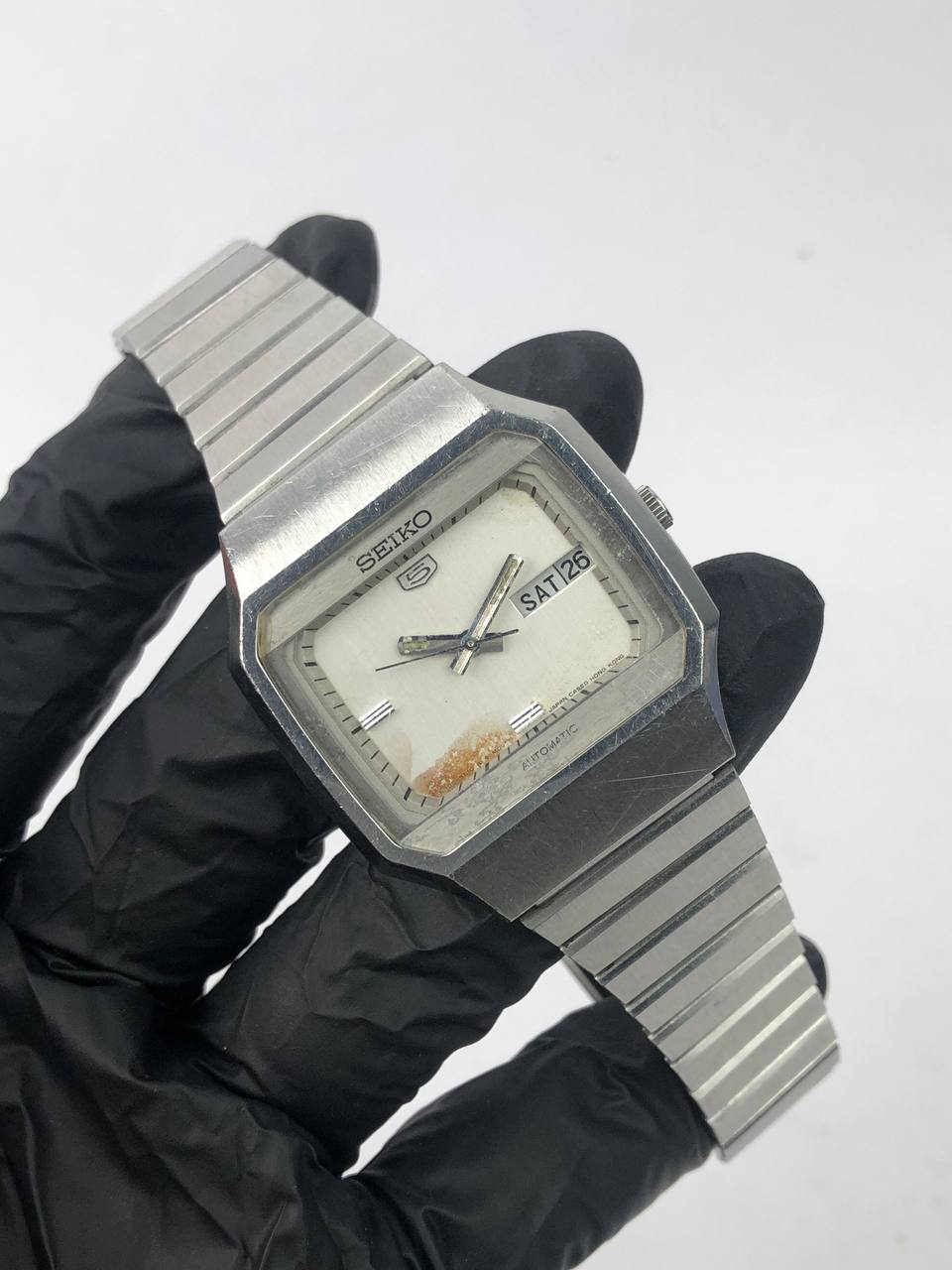 SEIKO 5 OCTAGON RETRO STEEL & SILVER DIAL AGING - Gambar 4