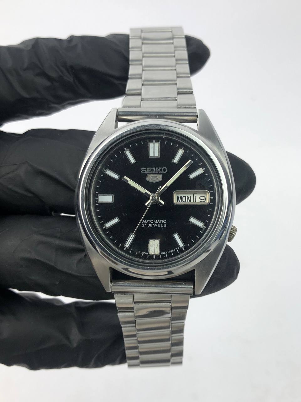 SEIKO 5 BULAT BLACK GLOSS DIAL - Gambar 2