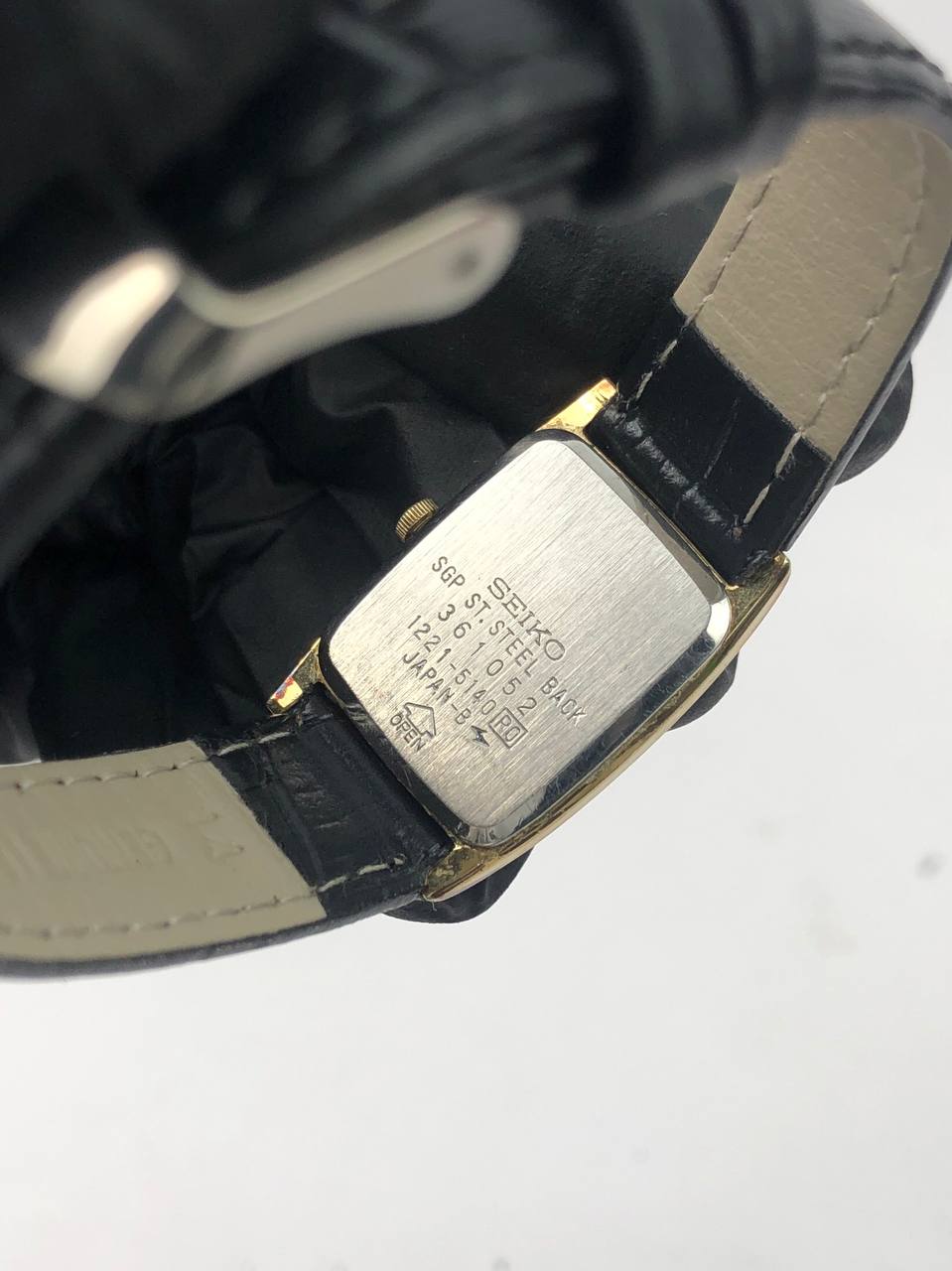 SEIKO RECTANGULAR GOLD DIAL CREAM CLEAN STRAP HITAM - Gambar 7