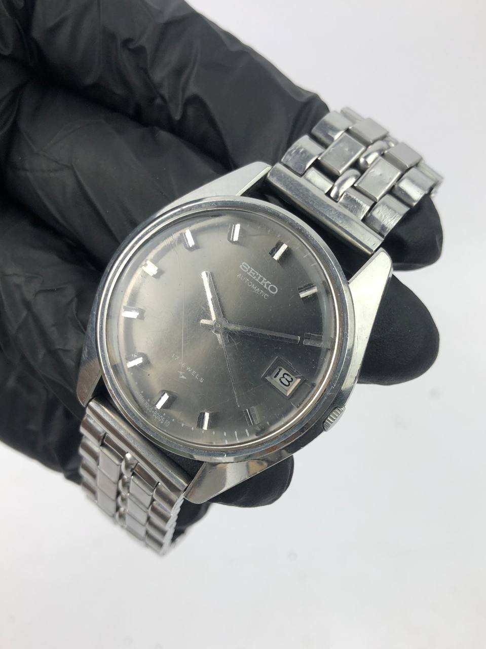 SEIKO AUTOMATIC ROUND SILVER DIAL GREY VINTAGE BRACELET STAINLESS - Gambar 3