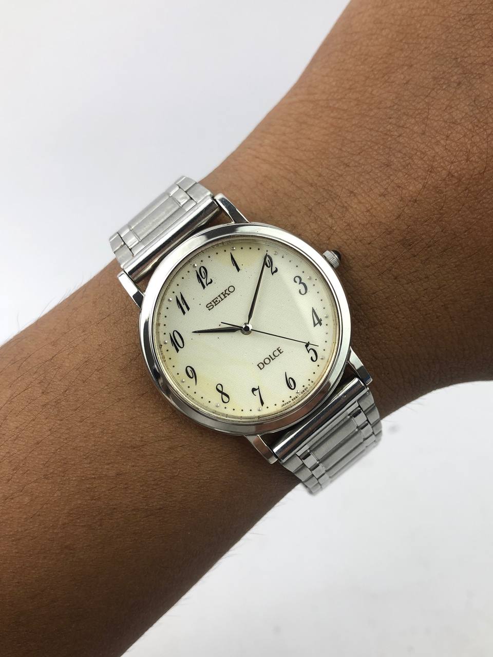 SEIKO DOLCE ROUND SILVER DIAL CREAM ARABIC BRACELET STAINLESS