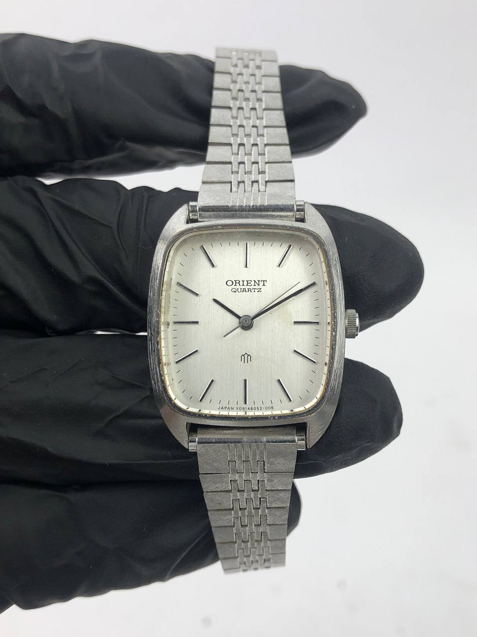 ORIENT TV CASE SILVER DIAL SILVER BRUSHED BRACELET STAINLESS VINTAGE - Gambar 2