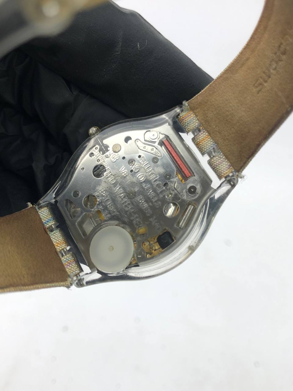 SWATCH ROUND TRANSPARENT DIAL GOLD PASTEL STRAP KANVAS COLORFUL - Gambar 7