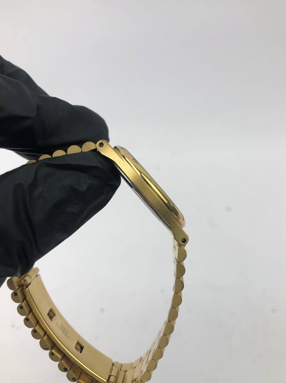 NIVADA ROUND GOLD DIAL GOLD MARKER SPORTY BRACELET GD - Gambar 6