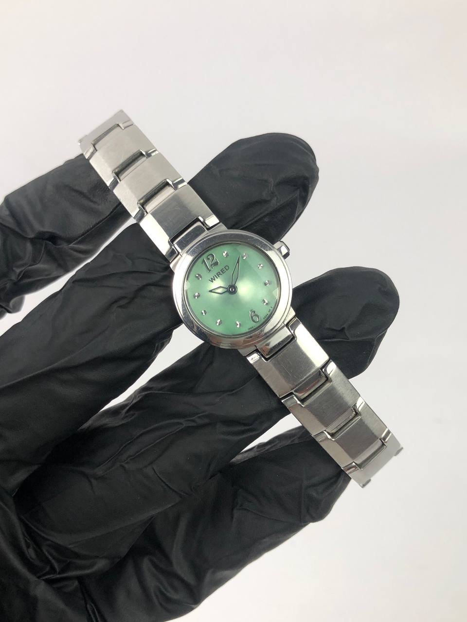 ALBA WIRED GREEN TOSCA DIAL - Gambar 4