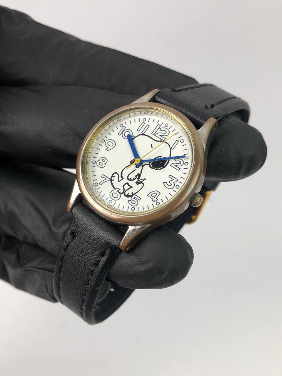 JAM KARAKTER SNOOPY BY PEANUTS - Gambar 3