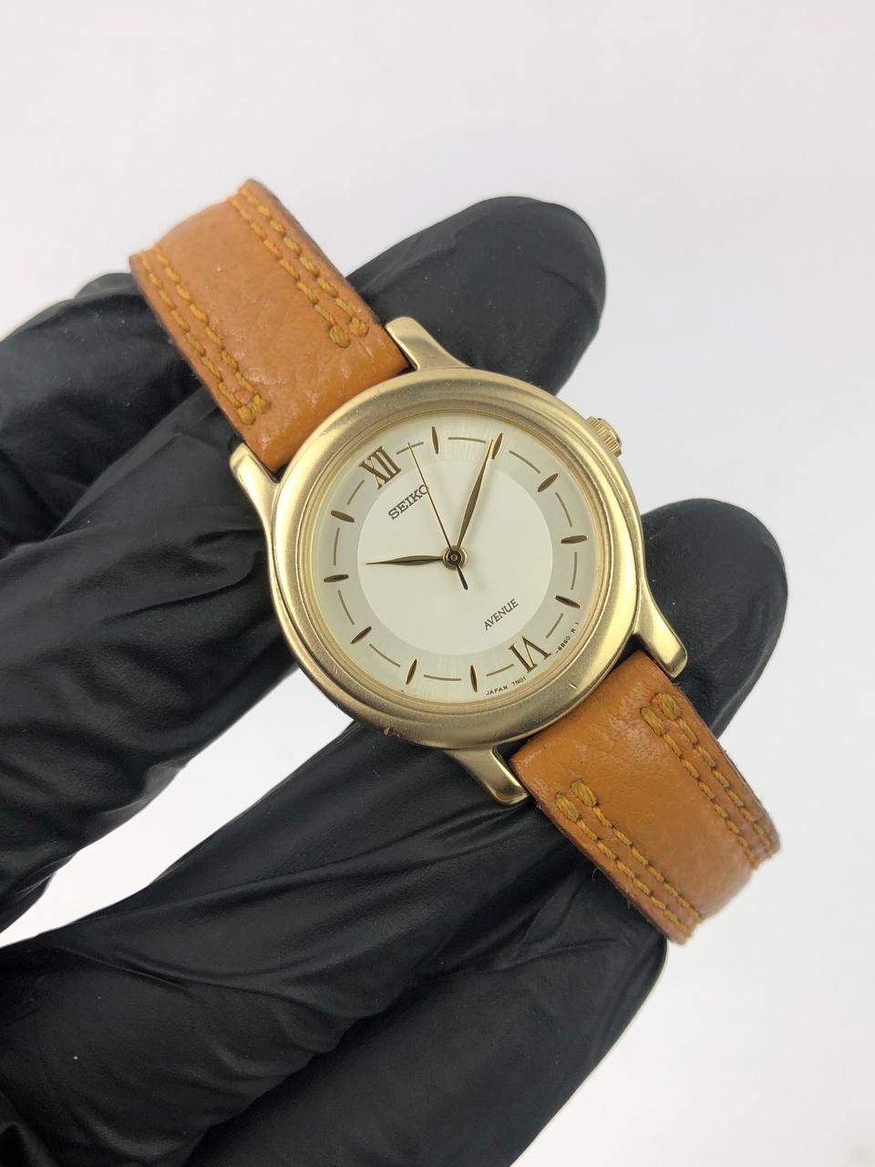 SEIKO AVENUE QUARTZ ALL ORIGINAL - Gambar 4