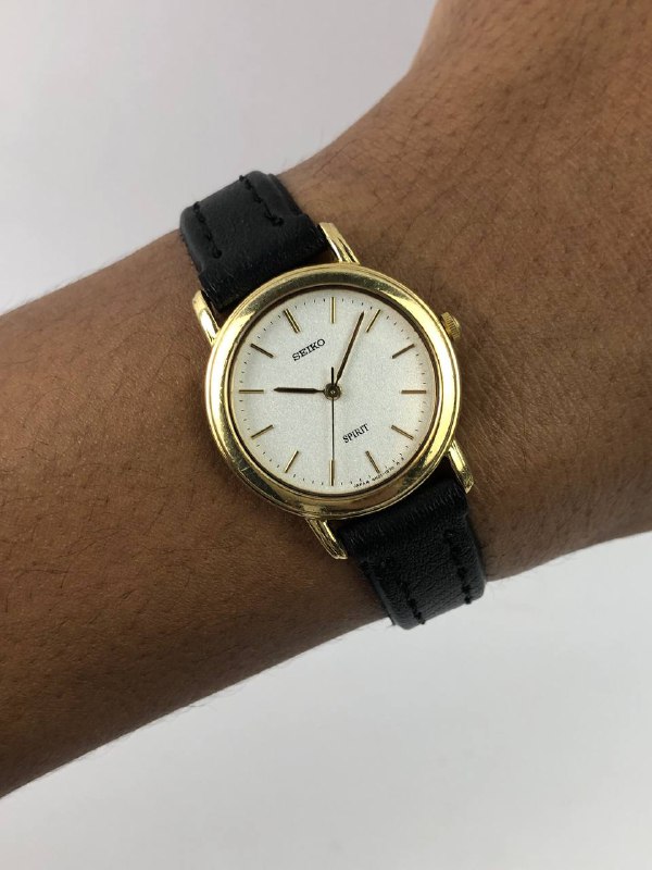 SEIKO SPIRIT GOLD TONE TEXTURE DIAL