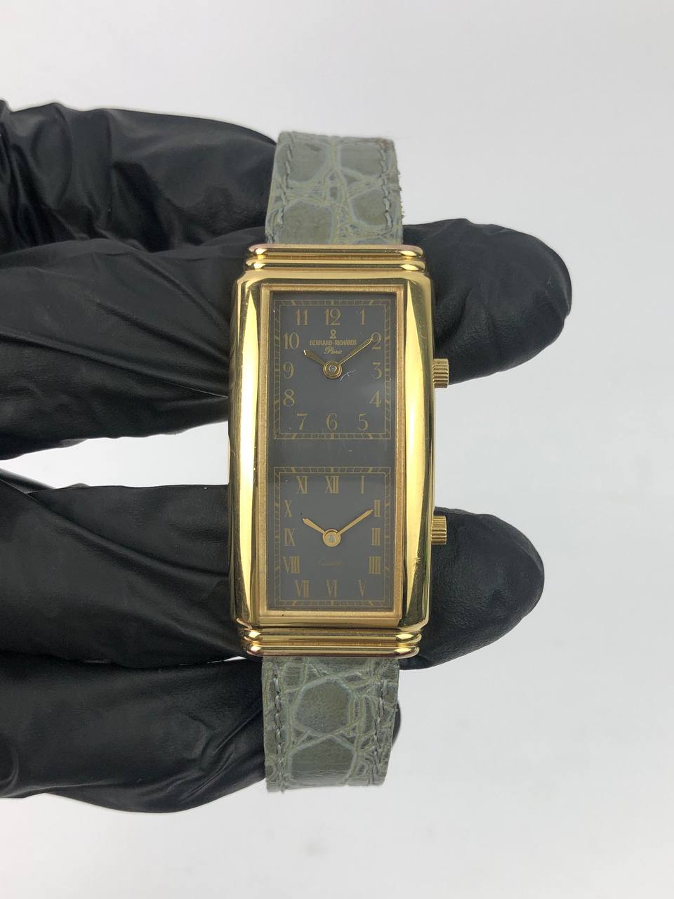 BERNARD BICHARLES DUAL TIME TONNEAU CASE - Gambar 2