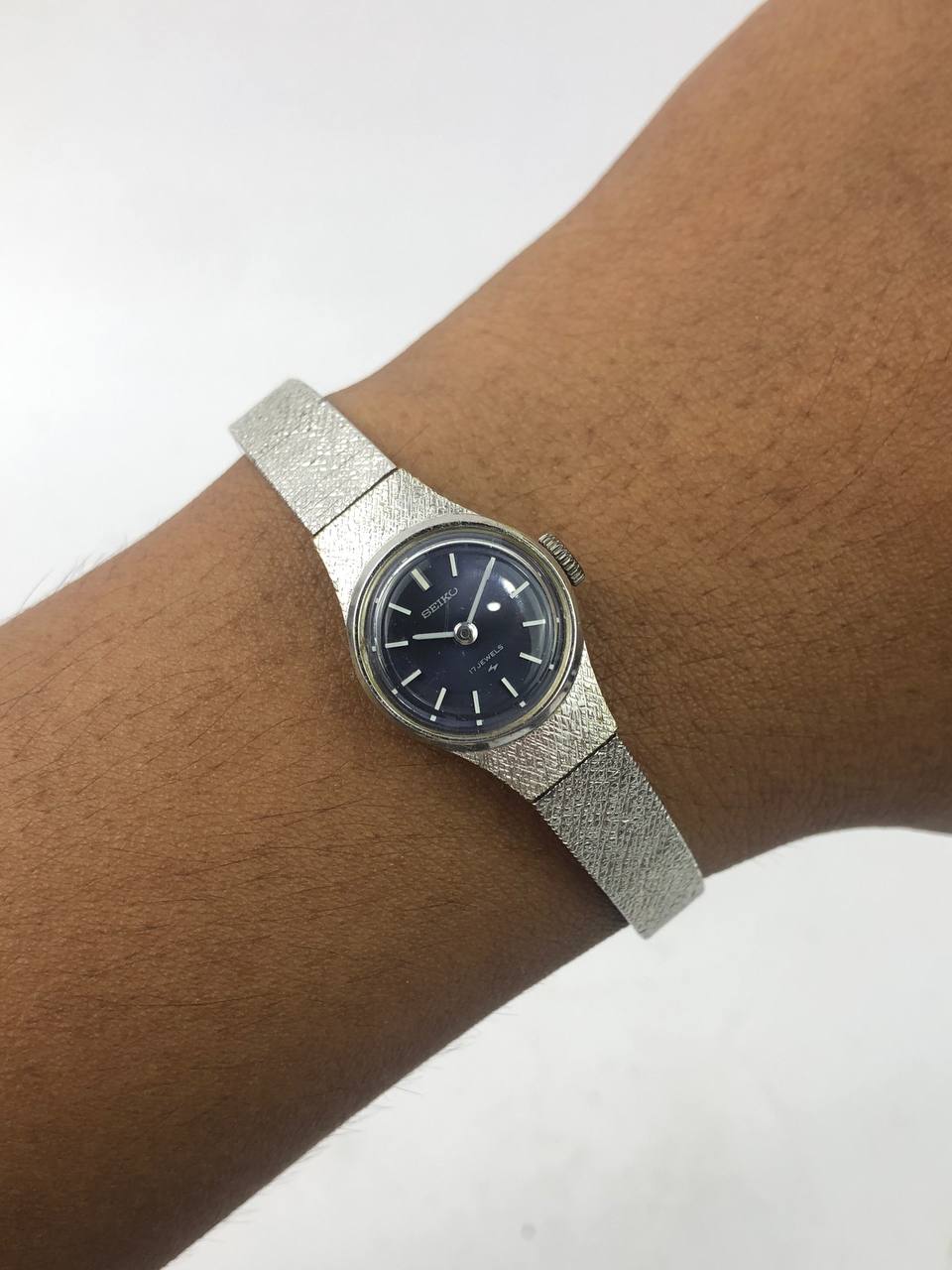 SEIKO LADIES ROUND BLUE DIAL ALL ORIGINAL