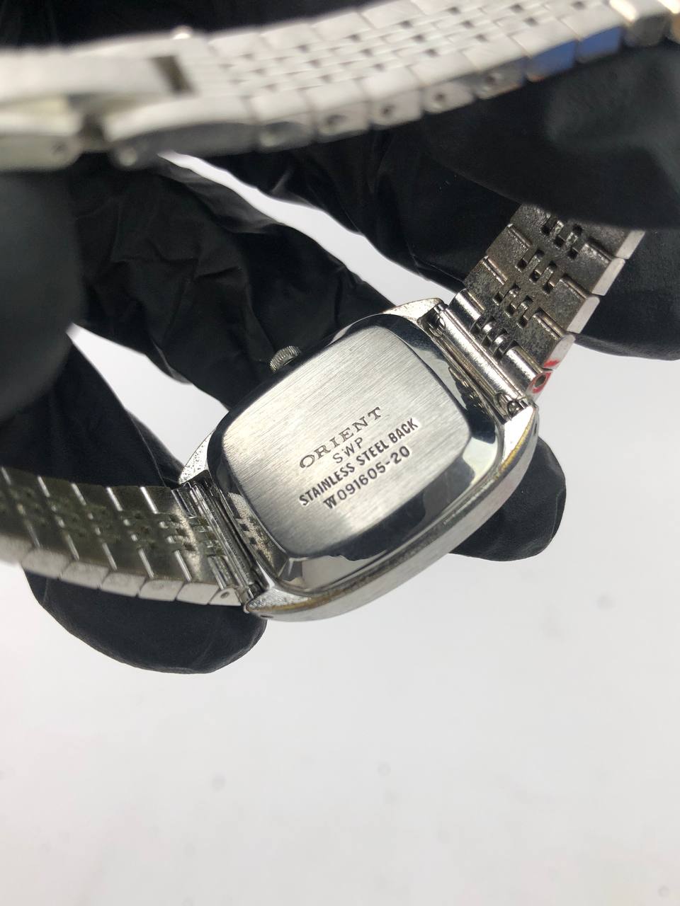 ORIENT TV CASE SILVER DIAL SILVER BRUSHED BRACELET STAINLESS VINTAGE - Gambar 7