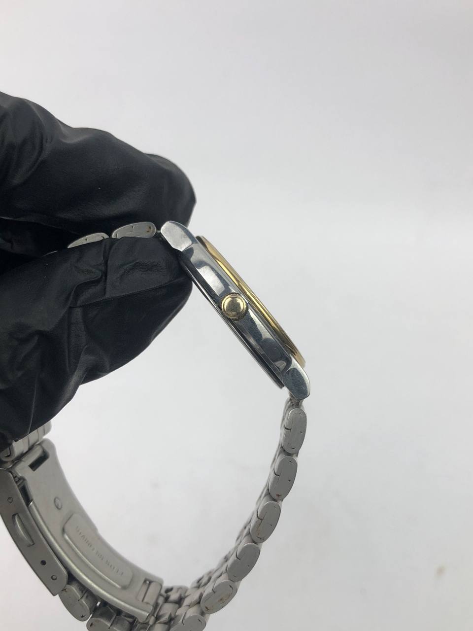 SEIKO SPIRIT ROUND TWO-TONE CASE STEEL BRACELET CREAM ARABIC DIAL - Gambar 5