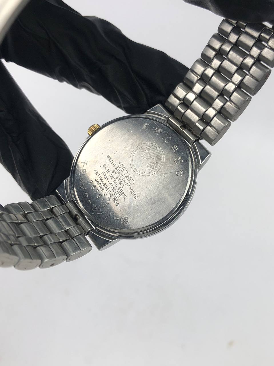 SEIKO SPIRIT ROUND TWO-TONE CASE STEEL BRACELET CREAM ARABIC DIAL - Gambar 7