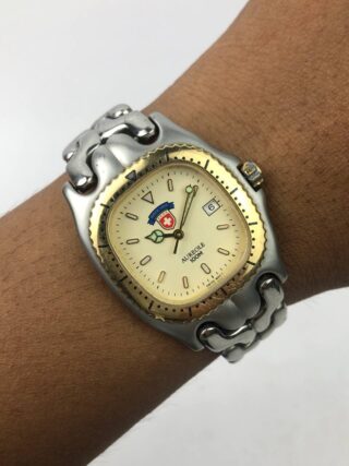 SWISSMADE AUREOLE CUSHION CASE INTEGRATED BRACELET