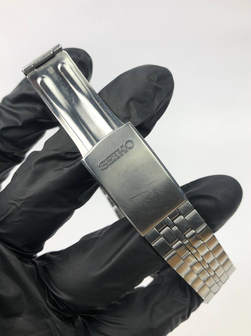 SEIKO SILVERWAVE QUARTZ DAY-DATE SILVER DIAL STEEL BRACELET ALL ORIGINAL - Gambar 8