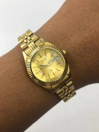 CITIZEN CRYSTON QUARTZ FACETED GLASS