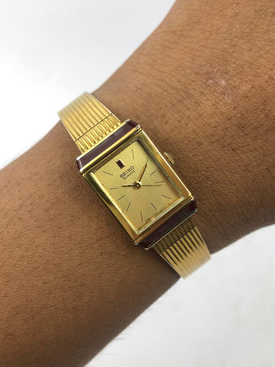 SEIKO QUARTZ TANK GOLD INTEGRATED LADDER BRACELET