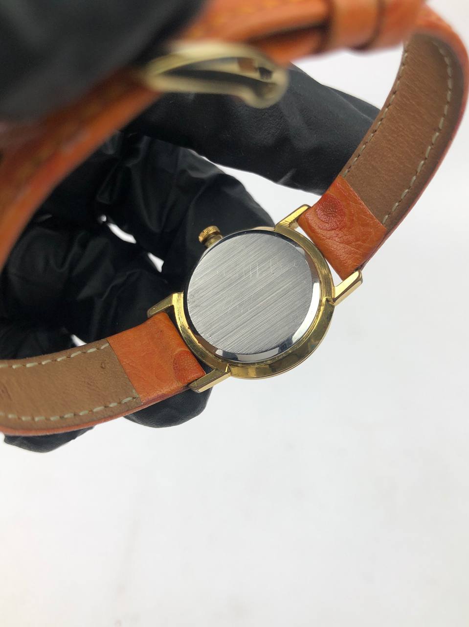 TISSOT STYLIST SWISS DRESS WATCH ROUND GOLD CHAMPAGNE DIAL LEATHER STRAP - Gambar 7