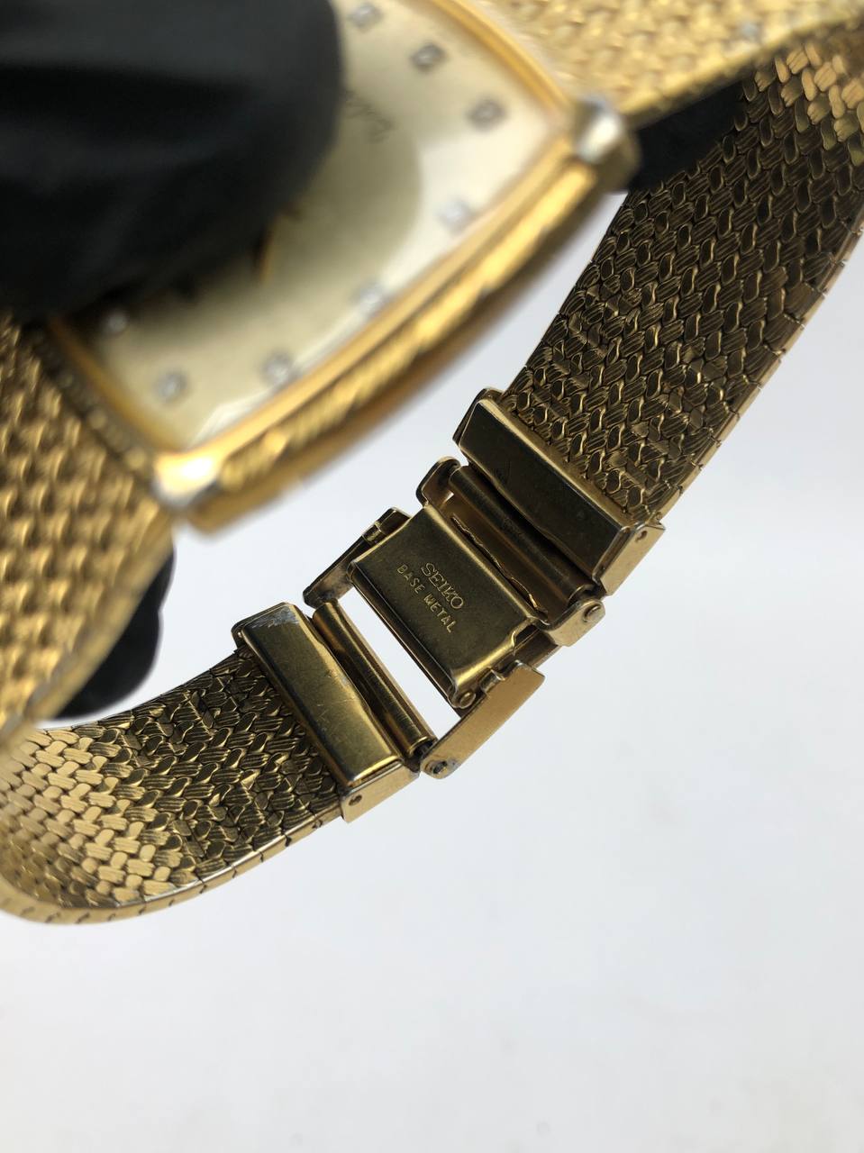 SEIKO DOLCE DIAMOND INDEX SNOWFLAKE DIAL MESH BRACELET ALL ORI - Gambar 7