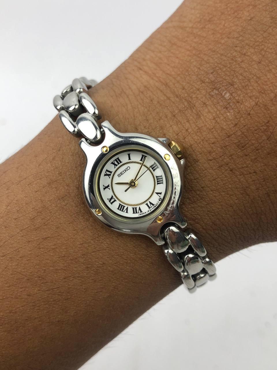 RARE SEIKO MOOREA LADIES ROMAN INTEGRATED BRACELET