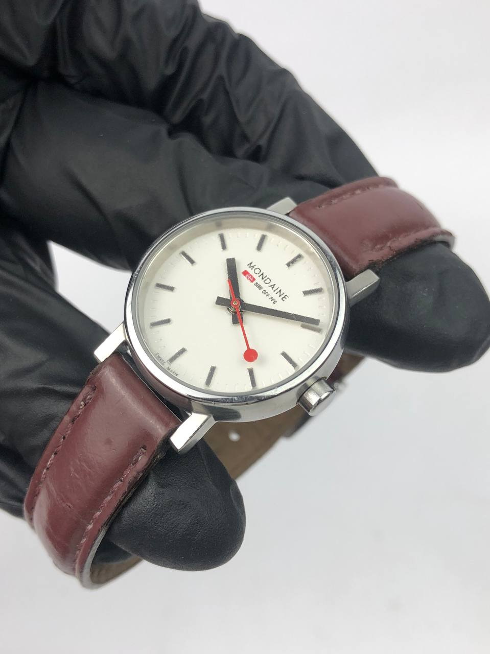 SWISSMADE MONDAINE LADIES QUARTZ - Gambar 3